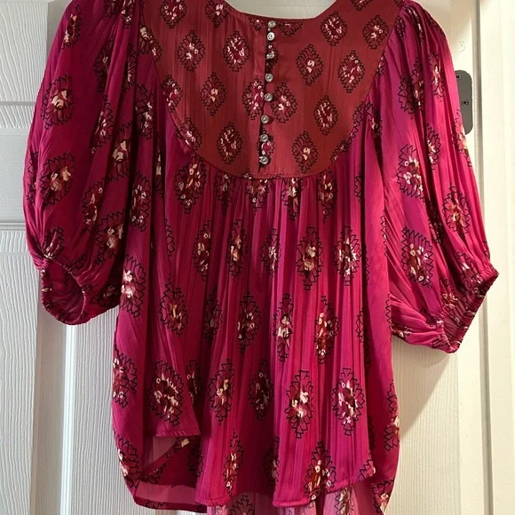 Anthropologie Pink Puff Sleeve Smocked Blouse M - Picture 2 of 10